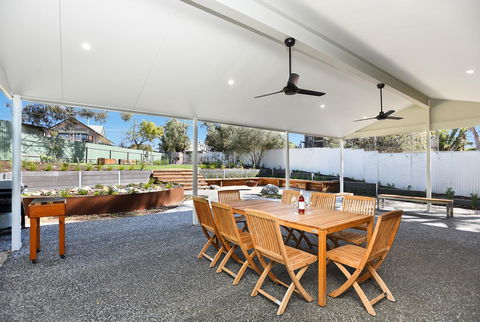 Port Of Call - Port Willunga - C21 SouthCoast Holidays - Accommodation Gladstone 0