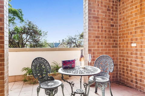 Adelaide Style Accommodation-Close To City-North Adelaide-3 Bdrm- FREE Parking - Accommodation Gladstone 16