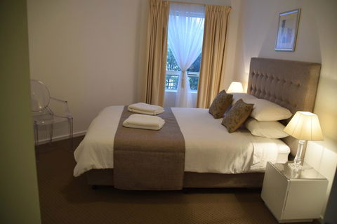 Spacious 4 BR And 2 Bathrooms City Apartment - Accommodation Gladstone 17