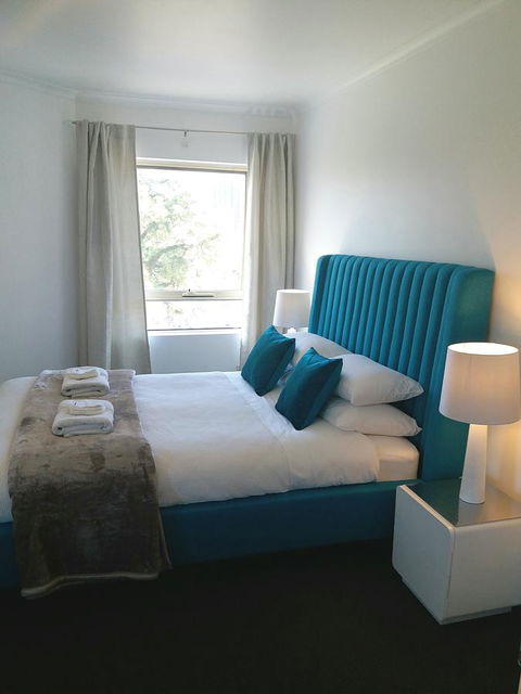 Spacious 4 BR And 2 Bathrooms City Apartment - Accommodation Gladstone 11