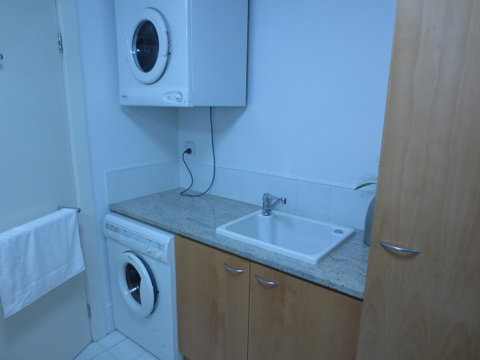 Lights Landing Apartments - Accommodation Gladstone 10