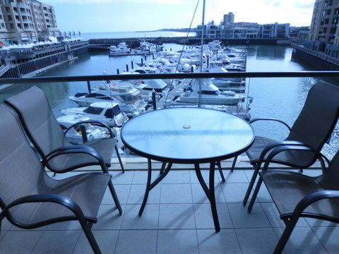 Lights Landing Apartments - Accommodation Gladstone 25