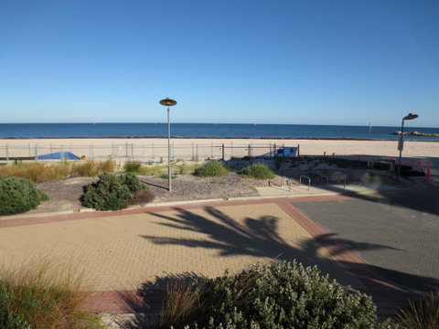 Lights Landing Apartments - Accommodation Gladstone 17