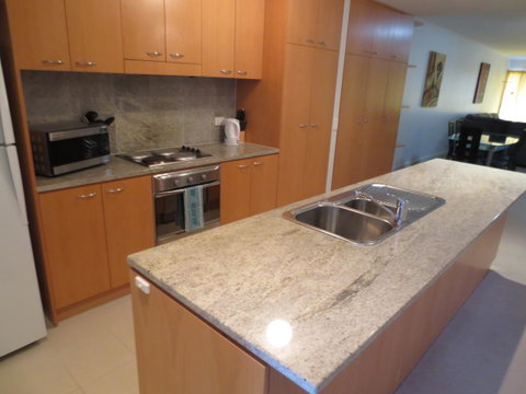 Lights Landing Apartments - Accommodation Gladstone 21