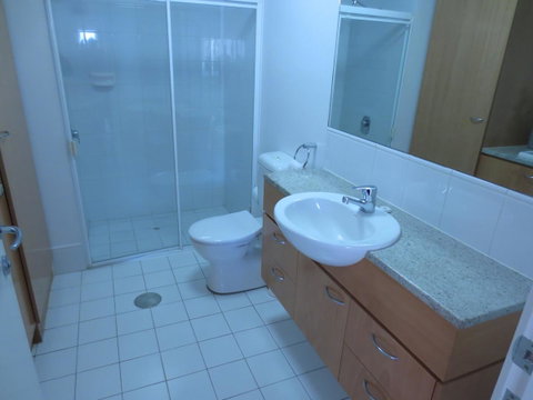 Lights Landing Apartments - Accommodation Gladstone 11