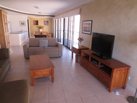 Lights Landing Apartments - Accommodation Gladstone 18