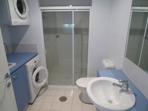 Lights Landing Apartments - Accommodation Gladstone 28