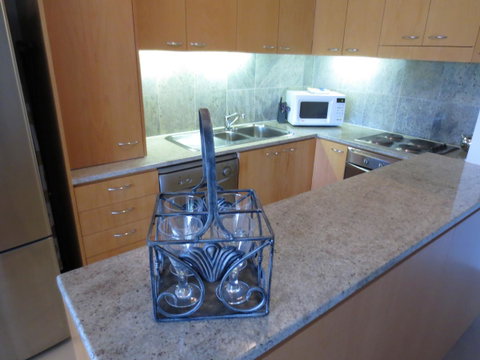 Lights Landing Apartments - Accommodation Gladstone 7