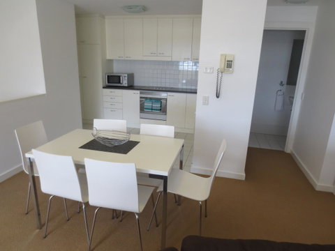 Lights Landing Apartments - Accommodation Gladstone 39
