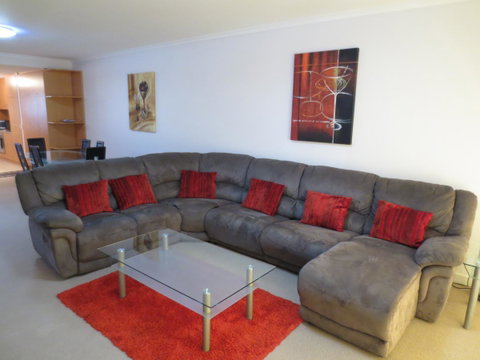 Lights Landing Apartments - Accommodation Gladstone 23