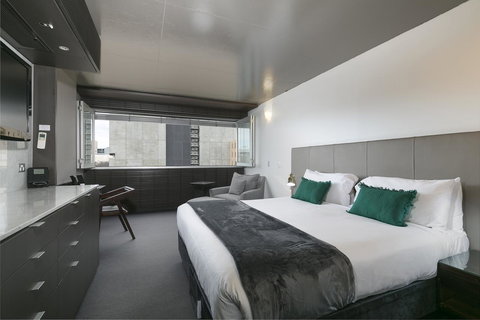 The Soho Hotel - Accommodation Gladstone 22