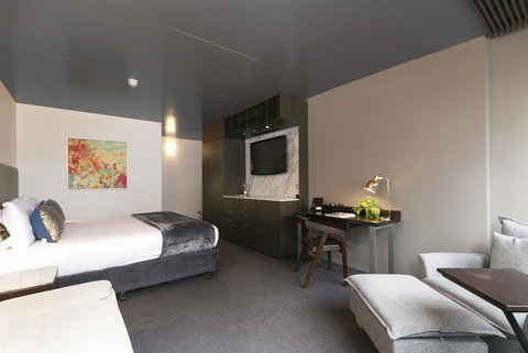 The Soho Hotel - Accommodation Gladstone 24