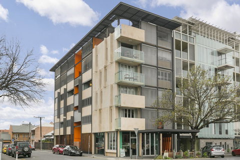 The Soho Hotel - Accommodation Gladstone 18