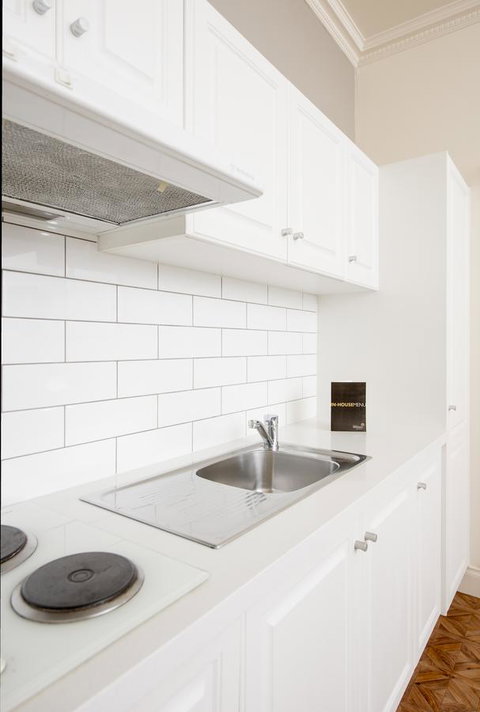 Majestic Tynte Street Apartments - Accommodation Gladstone 8
