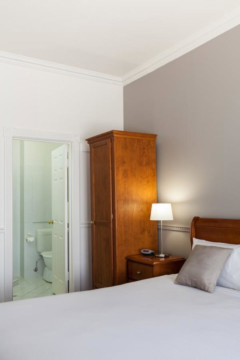 Majestic Tynte Street Apartments - Accommodation Gladstone 16
