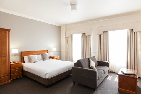 Majestic Tynte Street Apartments - Accommodation Gladstone 6