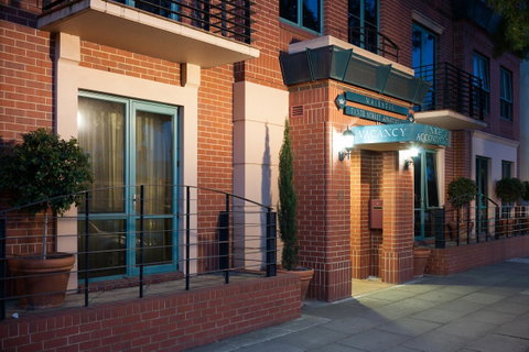 Majestic Tynte Street Apartments - Accommodation Gladstone 17