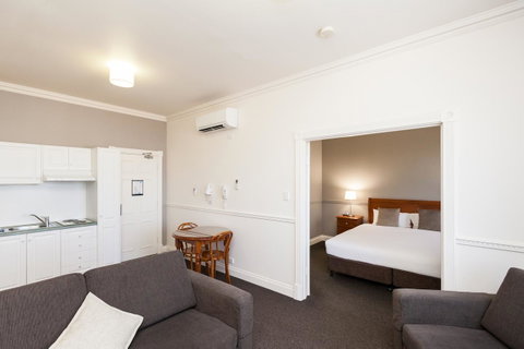 Majestic Tynte Street Apartments - Accommodation Gladstone 18