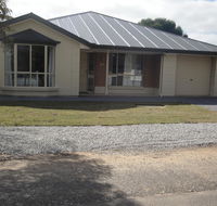 White Sands Retreat - Accommodation Gladstone
