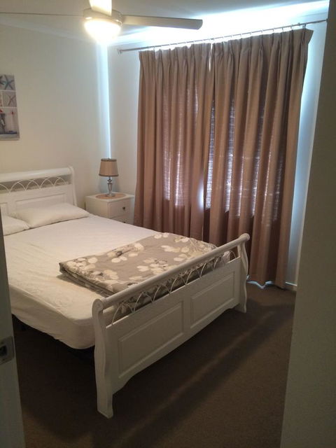 White Sands Retreat - Accommodation Gladstone 6