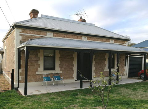 Hilda Anna's - Accommodation Gladstone 13