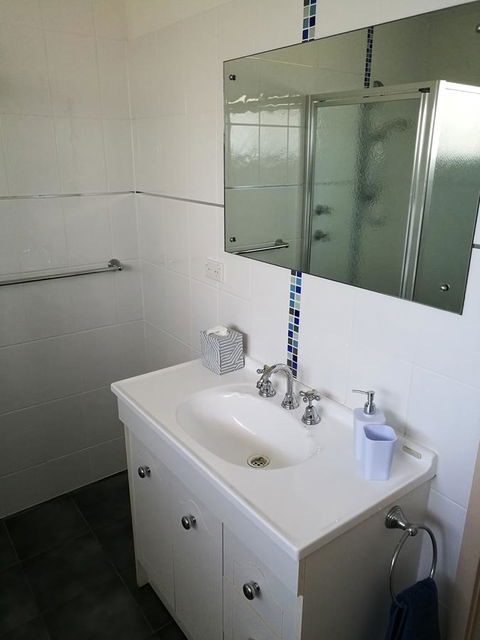 Hilda Anna's - Accommodation Gladstone 36