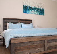 Smugglers Inn Studio Apartments - Accommodation Gladstone