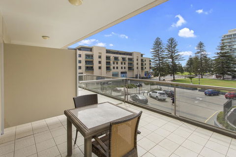 Pier Luxury Apartments - Accommodation Gladstone 10