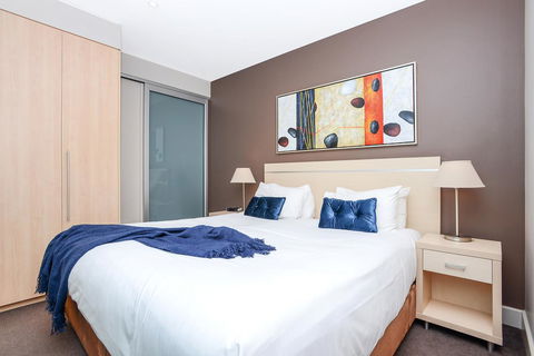 Pier Luxury Apartments - Accommodation Gladstone 16