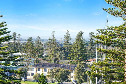 Pier Luxury Apartments - Accommodation Gladstone 31