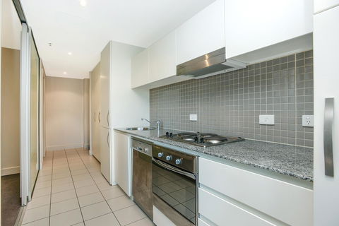 Pier Luxury Apartments - Accommodation Gladstone 25