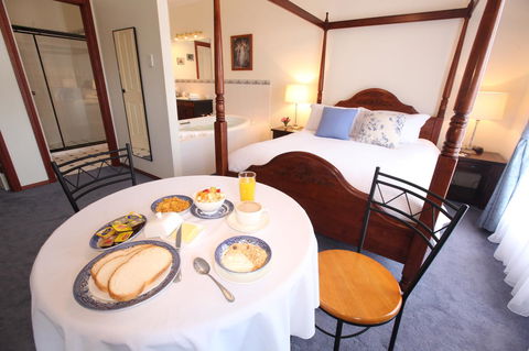 Wine And Roses Bed And Breakfast - Accommodation Gladstone 22