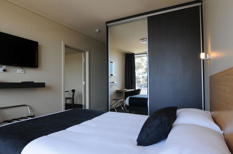 Mansfield Park Hotel - Accommodation Gladstone 15