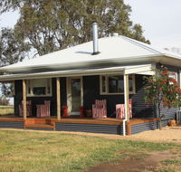 Rabbiters Hut - Accommodation Gladstone