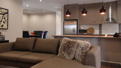 Casavino Luxury Villa - Accommodation Gladstone 27