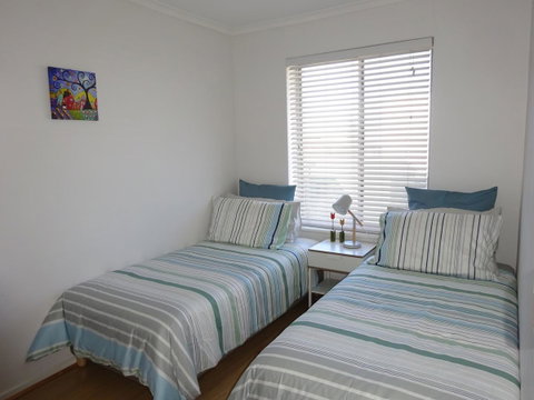 Selene Holiday Apartment @West Beach - Accommodation Gladstone 24