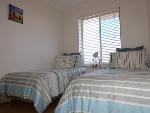 Selene Holiday Apartment @West Beach - Accommodation Gladstone 25