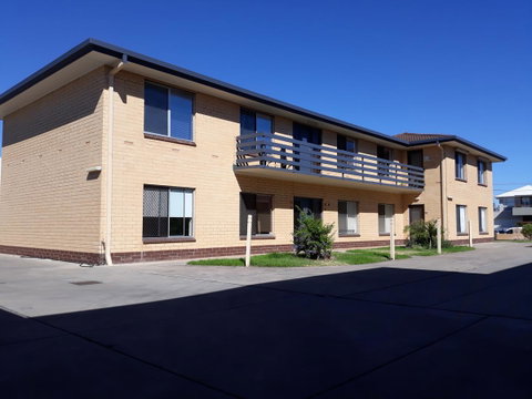 Selene Holiday Apartment @West Beach - Accommodation Gladstone 8