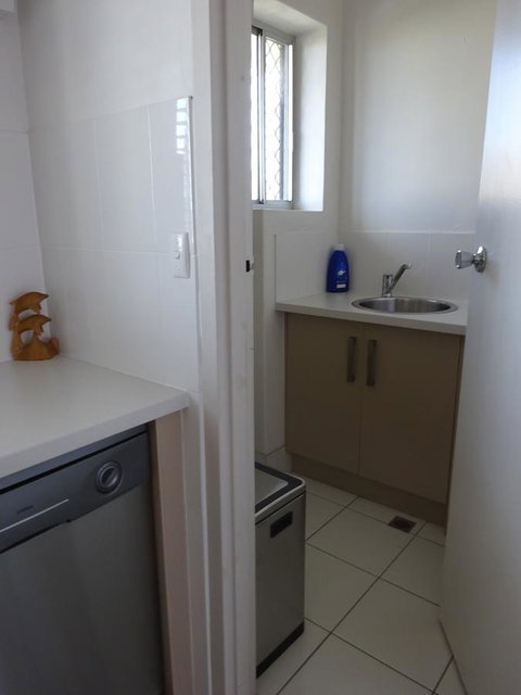 Selene Holiday Apartment @West Beach - Accommodation Gladstone 17