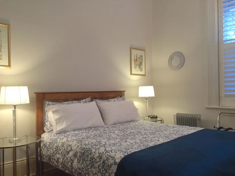 8 Osborne - Accommodation Gladstone 12
