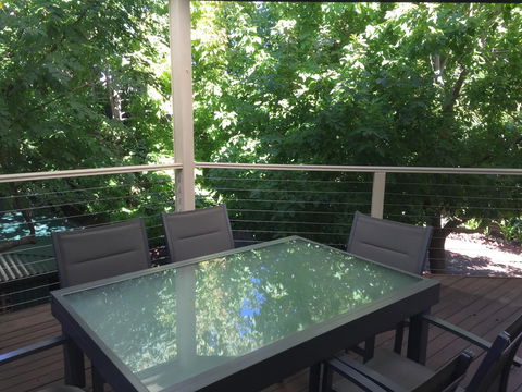 8 Osborne - Accommodation Gladstone 18