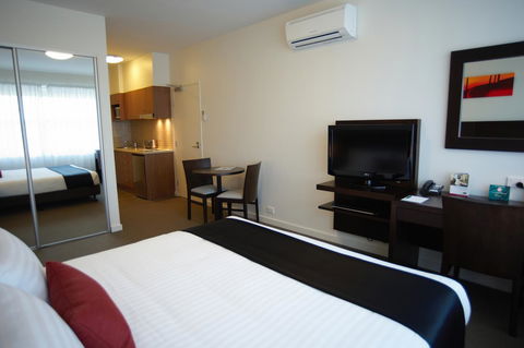 Quest Mawson Lakes - Accommodation Gladstone 3