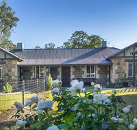 Stoneleigh Cottage Bed and Breakfast - Accommodation Gladstone