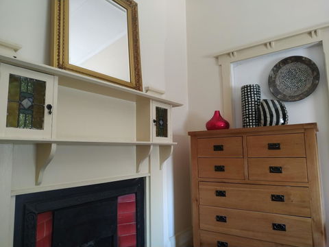 Glenelg Gateway Apartments - Accommodation Gladstone 6