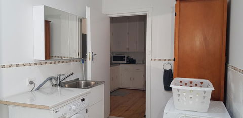 Unit In Marion - Accommodation Gladstone 4