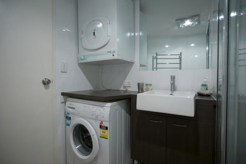 Adelaide DressCircle Apartments - Archer Street - Accommodation Gladstone 16