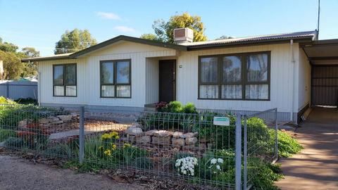The Quorn-er House - Accommodation Gladstone 3