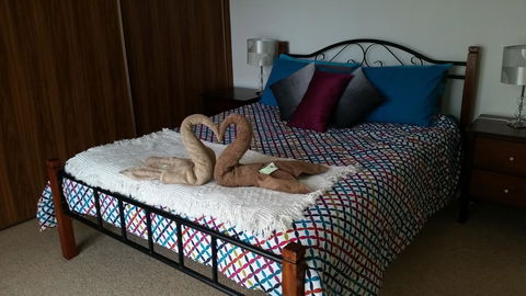 The Quorn-er House - Accommodation Gladstone 8