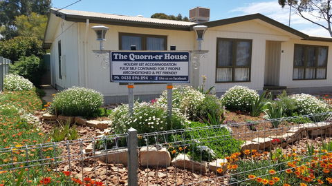 The Quorn-er House - Accommodation Gladstone 0