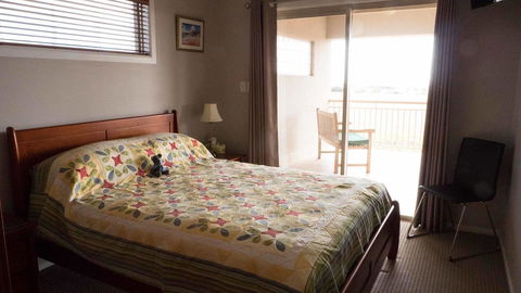Rezare House Bed & Breakfast - Accommodation Gladstone 15